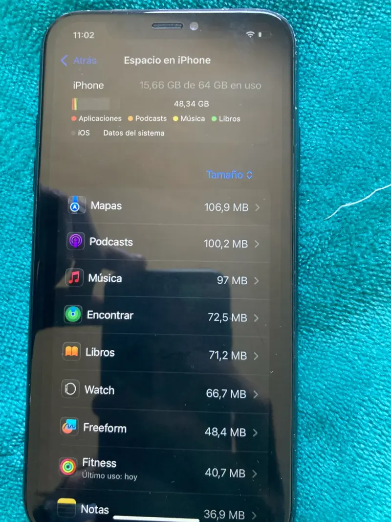 iPhone XR con cargador y funda magnética - 4