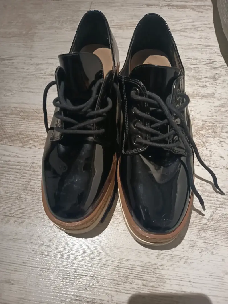 Zapatos de charol negro Aldo elegantes - 2