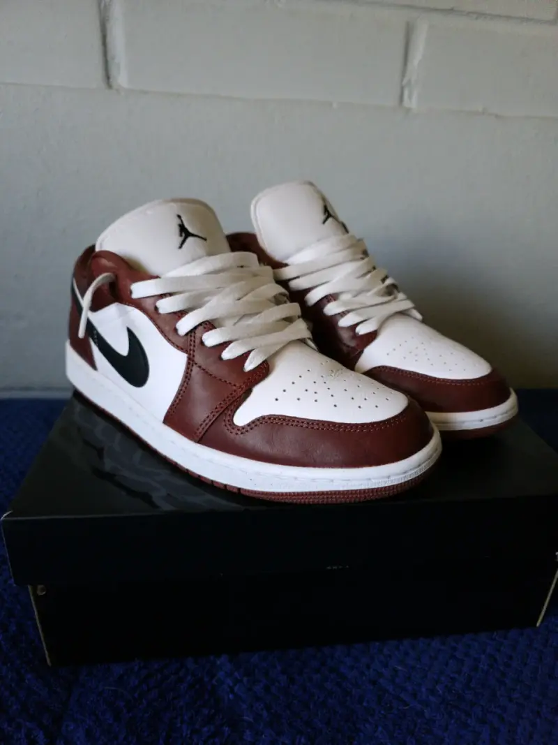 Jordan 1 - 6