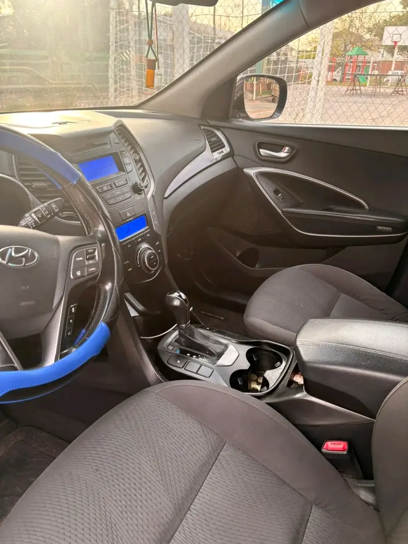 Hyundai santa fe 2014 SUV con diseño deportivo - 3