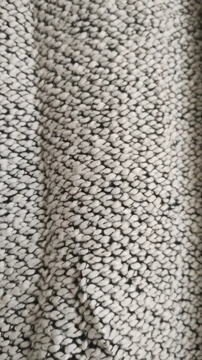 Falda corta gris jaspeada para mujer - miniatura 3