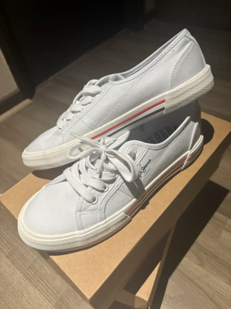 Zapatillas Pepe Jeans blancas casuales - 3