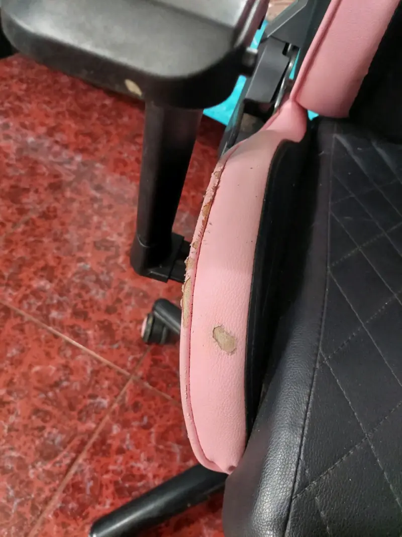 Silla gamer Pegasum negra y rosada - 3