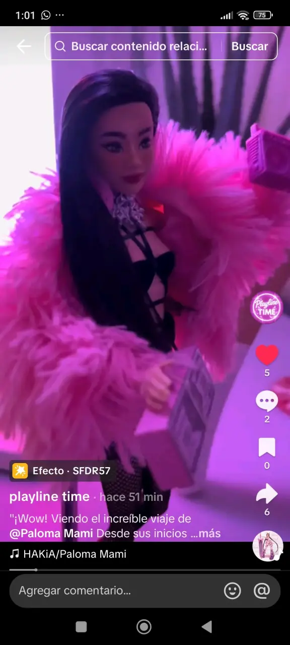 Muñeca Barbie con abrigo rosa - 2