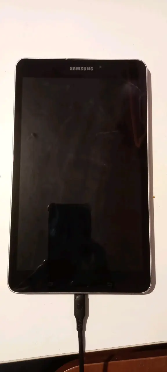 Tablet Samsung Galaxy Tab en buen estado - 1