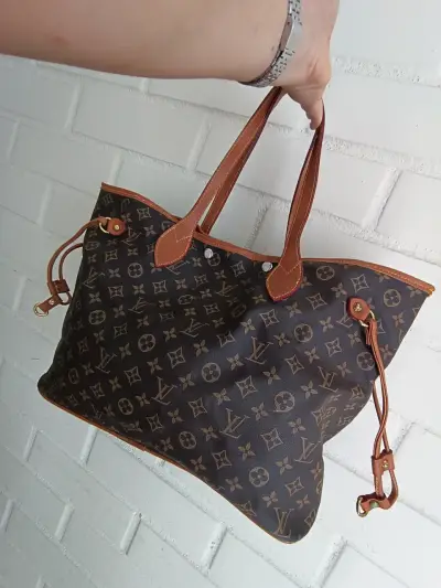 Bolso Louis Vuitton monograma clásico - miniatura 3