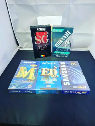 Lote de cintas VHS Konica, Maxell y más - miniatura 1