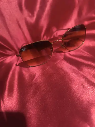 Gafas de sol Ray-Ban doradas - miniatura 1