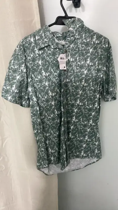 Camisa estampada de palmeras verde - miniatura 1