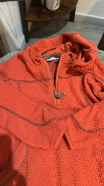 Polerón térmico naranja con capucha - miniatura 2