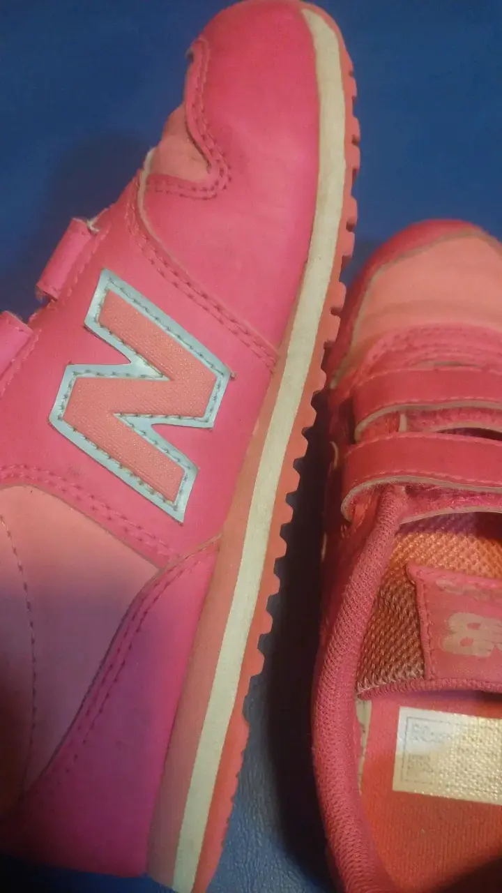 Zapatillas deportivas rosadas para niñass - 4