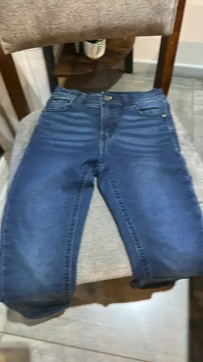 Jeans azul para niño en buen estado - miniatura 2
