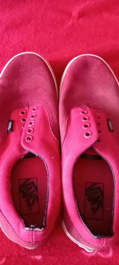 Zapatillas Vans rojas clásicas - miniatura 1