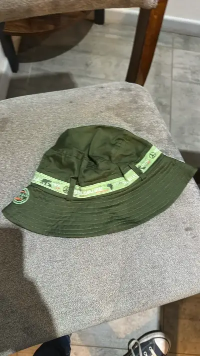 Set de tres gorros estilo pescador - miniatura 3