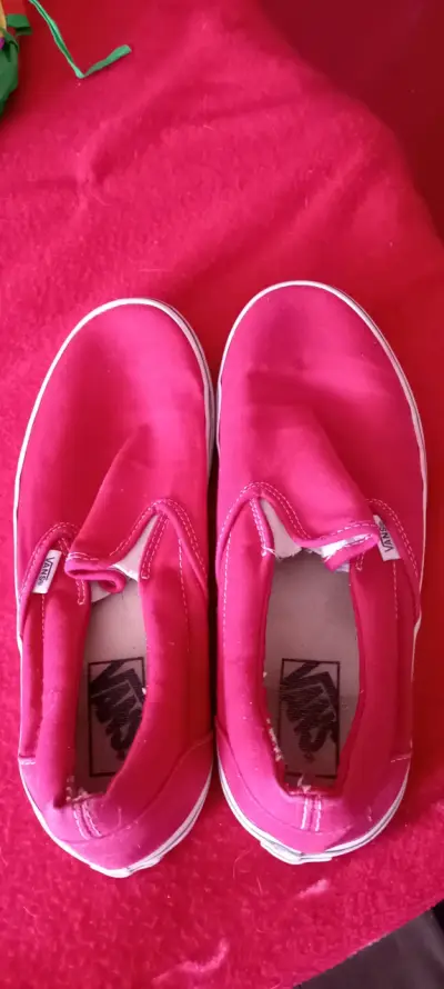 Zapatillas Vans rojas sin cordones - miniatura 4