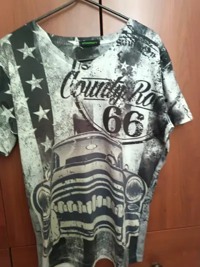 Polera estampada bandera y águila - miniatura 4