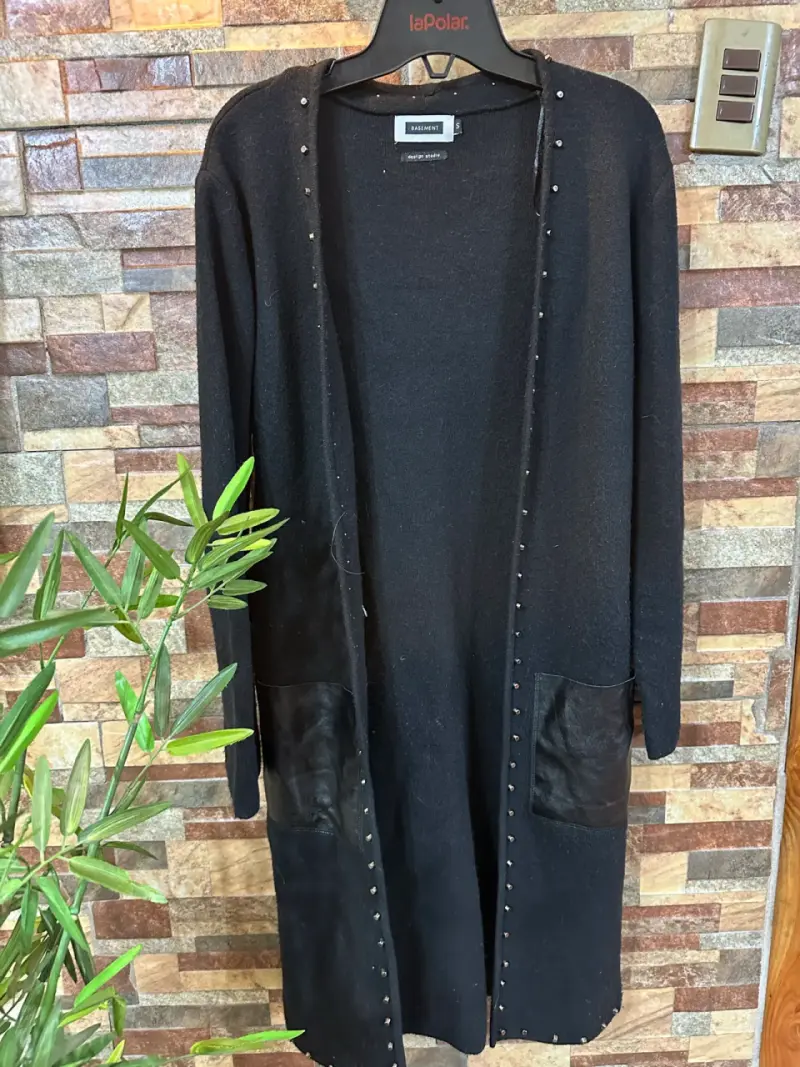 Blazer de terciopelo negro elegante - 4