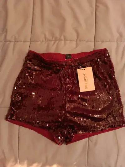 Shorts de lentejuelas rojos Shein - miniatura 1