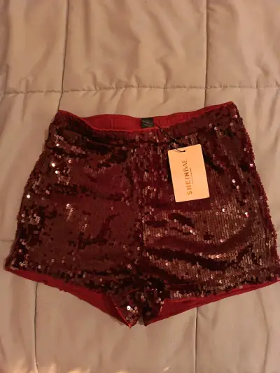 Shorts de lentejuelas rojos Shein - miniatura 2