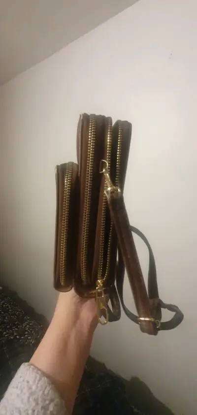 Cartera de mano marrón - miniatura 1