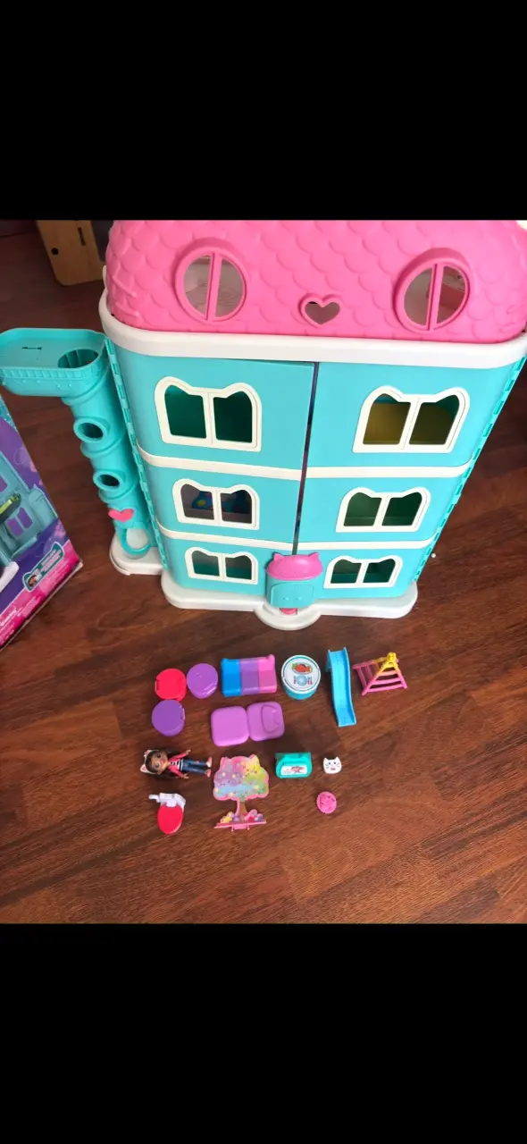 Casa de muñecas Gabby's Dollhouse - 6