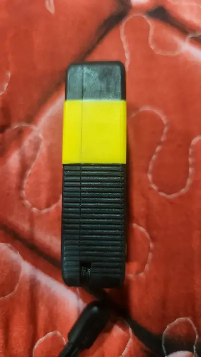 Medidor láser DeWalt DW030 compacto - miniatura 4