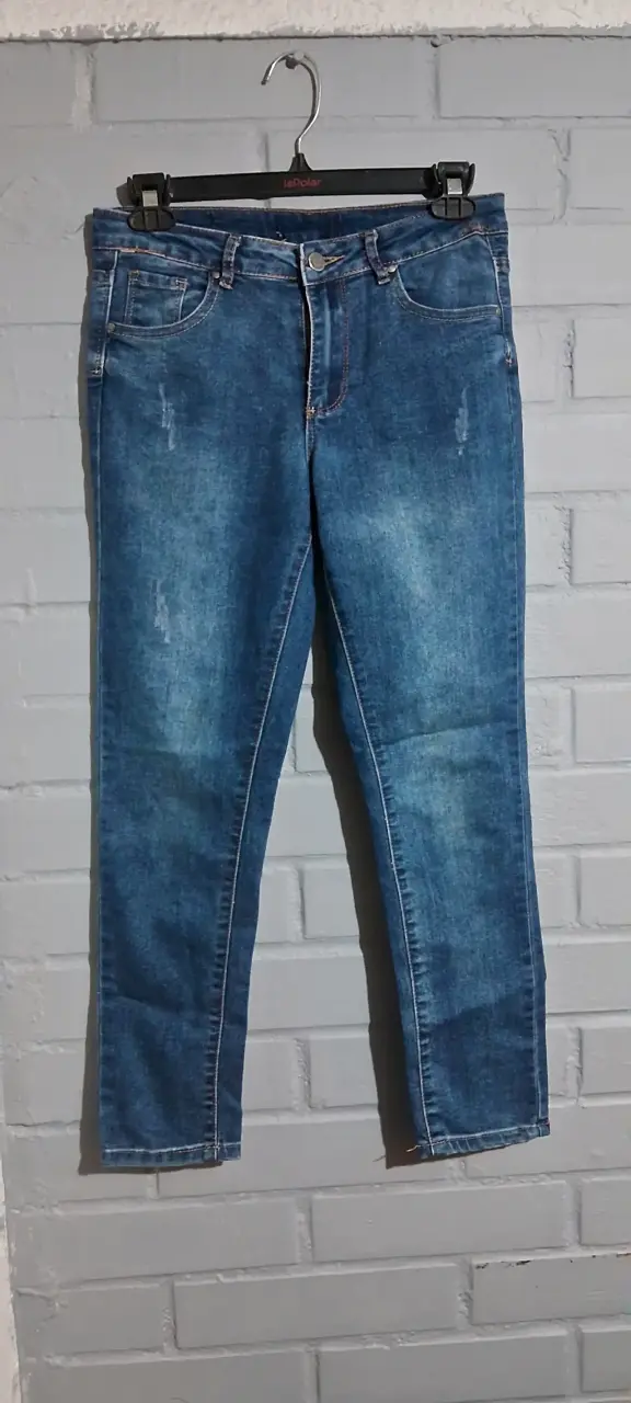 Jeans azul clásico para mujer
