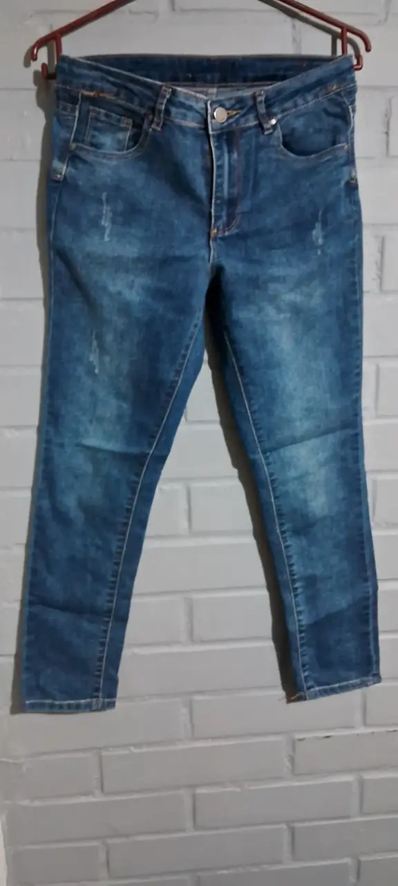 Jeans azul clásico para mujer