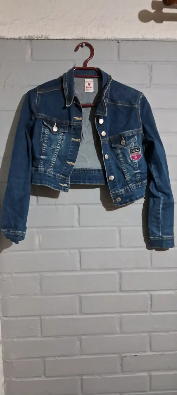 Chaqueta de mezclilla corta para mujer