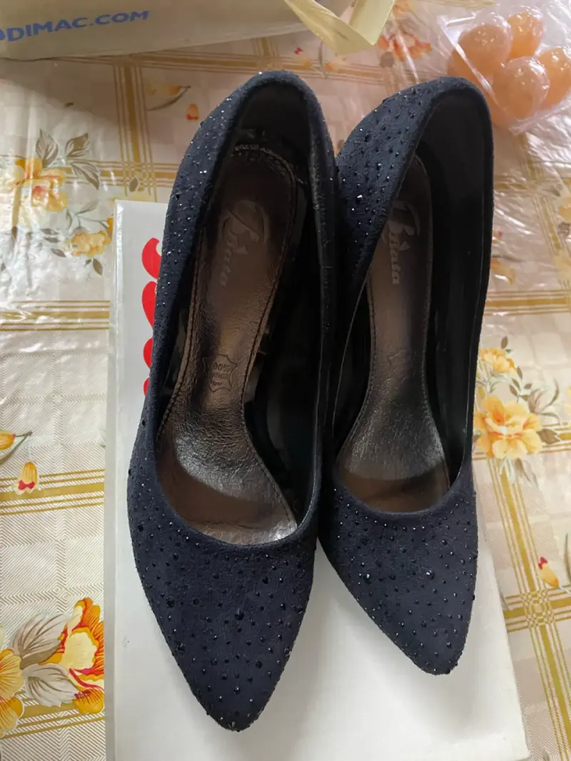 Tacones azul marino con brillo elegantes - 2