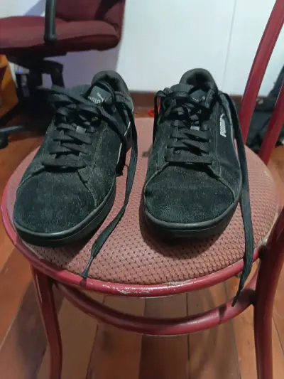 Zapatillas Puma negras casi nuevas conversable - miniatura 2