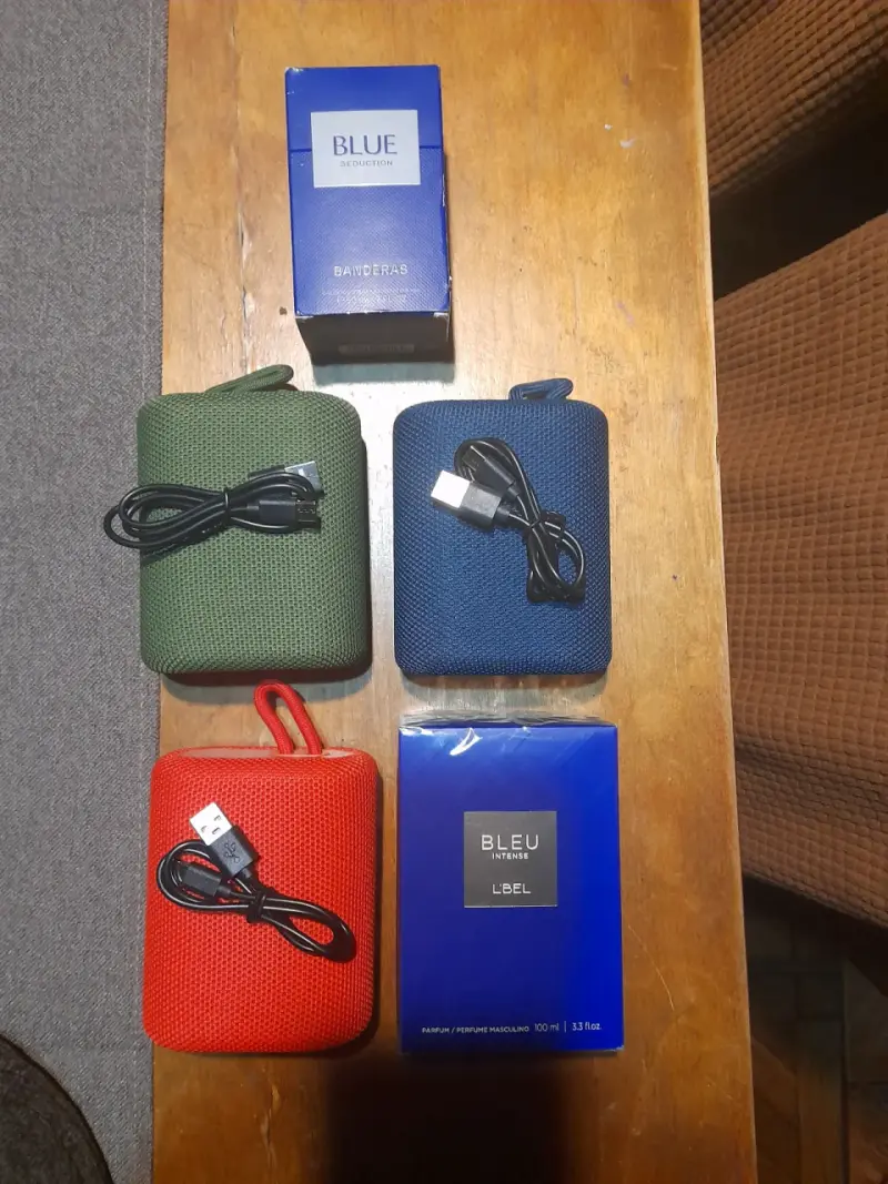 Parlante portátil Bluetooth con cable USB - 1
