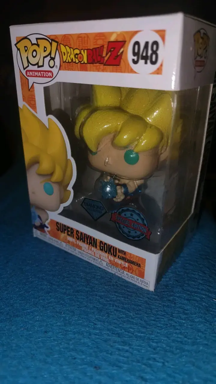 Figura Funko Pop Super Saiyan Goku - 3