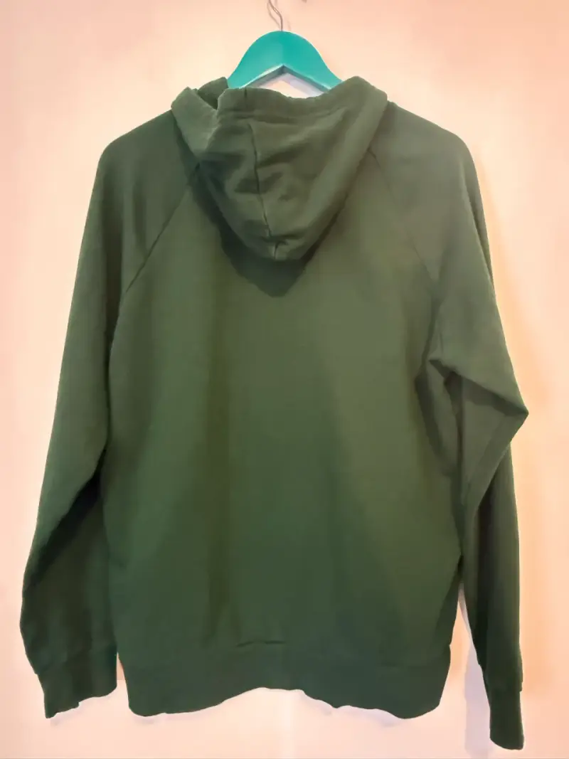 Polerón verde Under Armour con capucha - 3