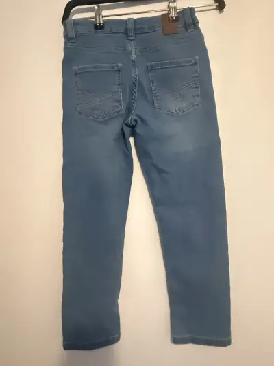 Jeans azul claro  para niña - miniatura 2