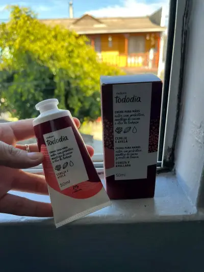 Cremas grandes 10 pequeñas 5 jabon 10 perfume 10 - miniatura 2