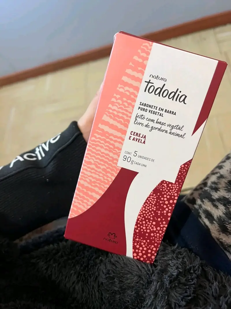 Cremas grandes 10 pequeñas 5 jabon 10 perfume 10 - 3