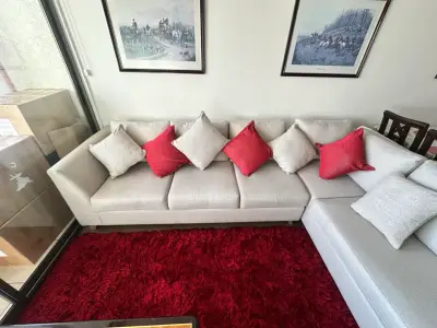 Sofá seccional marca Rosen impecable - miniatura 1