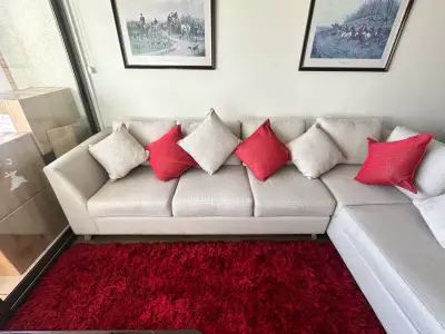 Sofá seccional marca Rosen impecable - miniatura 3