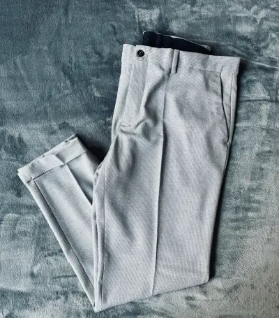 Terno gris Zara nuevo - miniatura 3