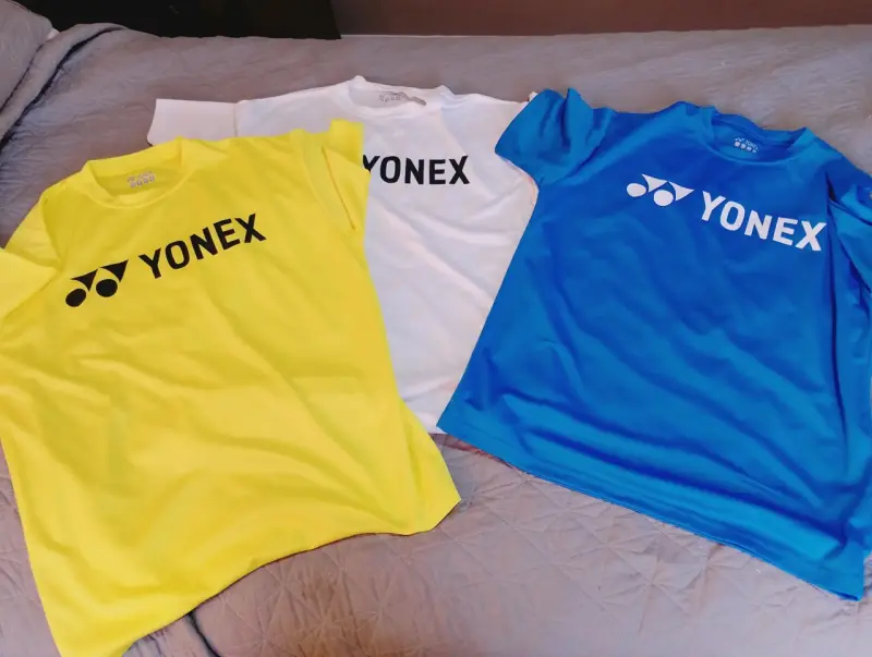 Pack de poleras Yonex en varios colores - 3