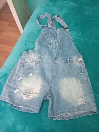 Jeans acampanados de mezclilla azul claro - miniatura 2