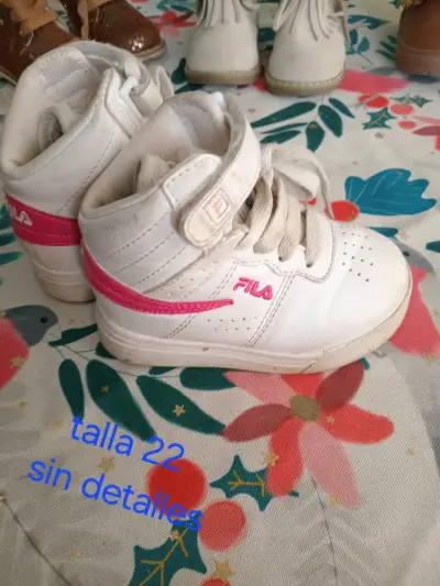 Zapatillas Puma blancas talla 21 para niños - miniatura 2