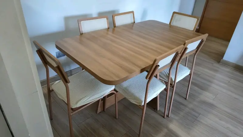 Mesa de centro moderna de madera y metal - 4