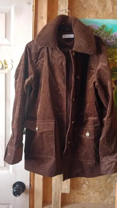 Chaqueta de pana marrón con cuello de borrego - miniatura 1