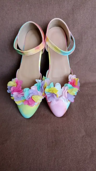Zapatos de niña con flores multicolor talla 33 - miniatura 1