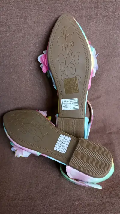 Zapatos de niña con flores multicolor talla 33 - miniatura 3