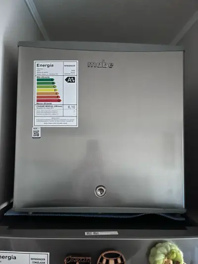 Refrigerador Mabe - miniatura 1