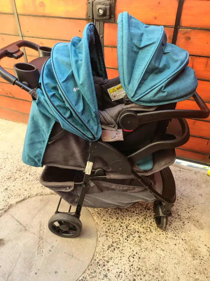 Coche de bebé marca Bebesit +silla huevito - 3