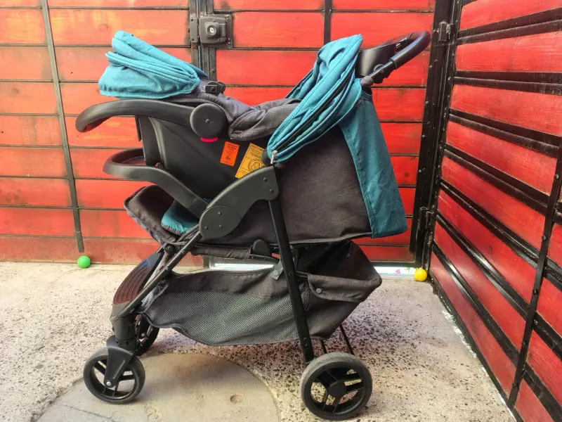 Coche de bebé marca Bebesit +silla huevito - 6